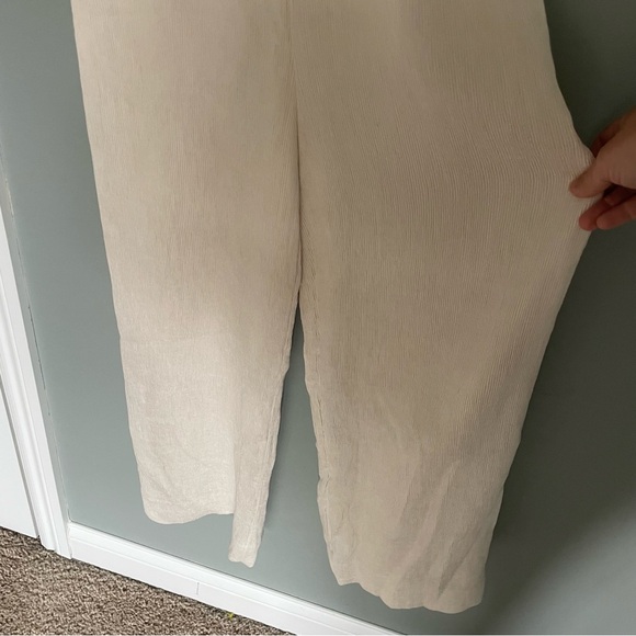 Club Monaco Ivory Lenera Cold Shoulder 70s Inspired Wide Leg Jumpsuit - Picture 4 of 16